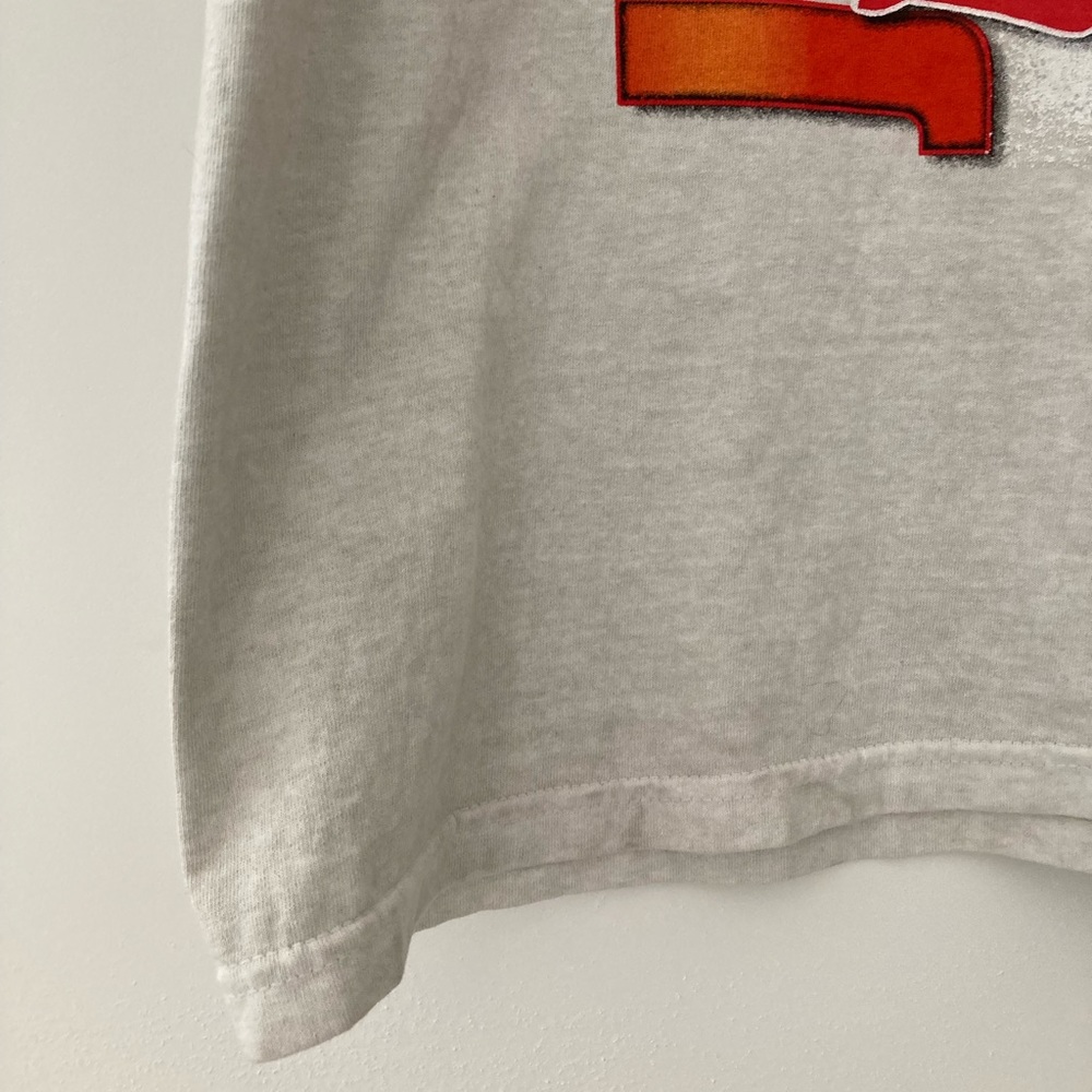 NWOT Retro JLO Graphic Tshirt Size S/M - Picture 5 of 11